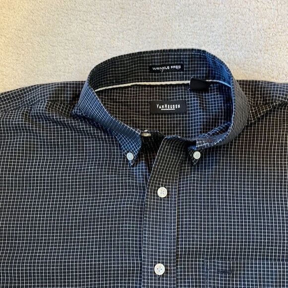 Van Heusen Men's Black Short Sleeve Button Down Size L - Picture 3 of 8